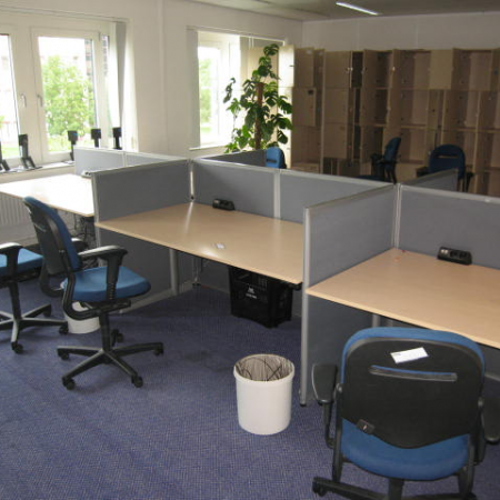 Ahrend 500 bureau 180 x 80 cm met zilvergrijs onderstel