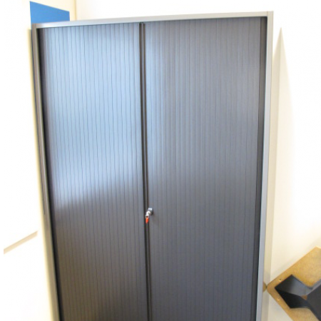 Ahrend roldeurkast 195 cm hoog staalgrijs Ahrend roldeurkast 195 cm hoog staalgrijs