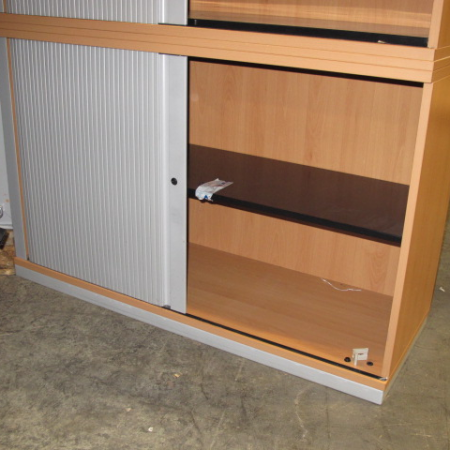 Steelcase roldeurkast 75 cm hoog Steelcase roldeurkast 75 cm hoog