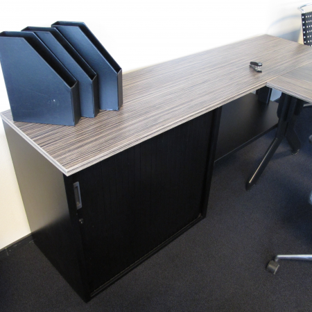 Kembo System hoekbureau 230 x 170 cm Kembo System hoekbureau 230 x 170 cm
