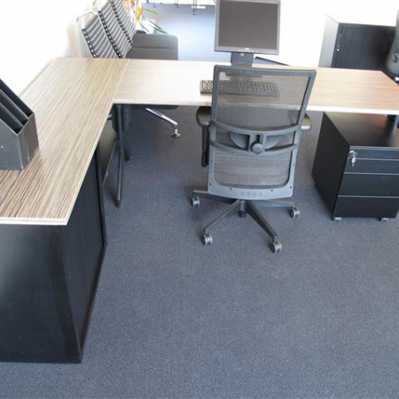 Kembo System hoekbureau 230 x 170 cm Kembo System hoekbureau 230 x 170 cm