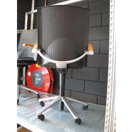 Wilkhahn design vergaderstoel zwart Wilkhahn design vergaderstoel zwart