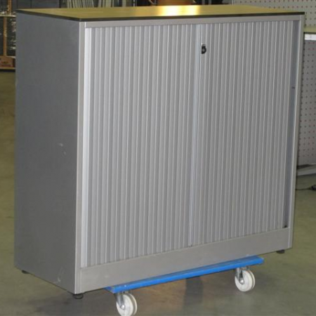Ahrend zilvergrijze roldeurkast 105 cm hoog Ahrend zilvergrijze roldeurkast 105 cm hoog