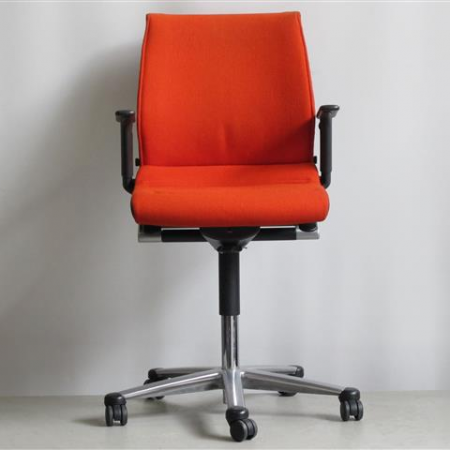 Wilkhahn Modus bureaustoel oranje Wilkhahn Modus bureaustoel oranje