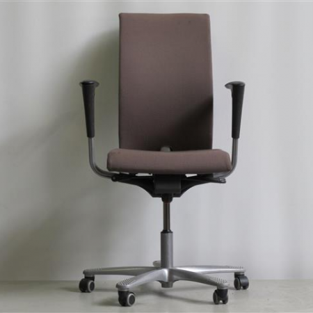 Hag H04 bureaustoel bruin Hag H04 bureaustoel bruin