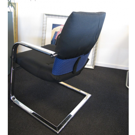 Vitra Ypsilon Bellini sledestoel zwart Vitra Ypsilon Bellini sledestoel zwart