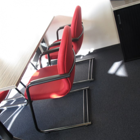Gispen Labofa sledestoel rood Gispen Labofa sledestoel rood