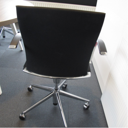 Ahrend 350 vergaderstoel zwart Ahrend 350 vergaderstoel zwart