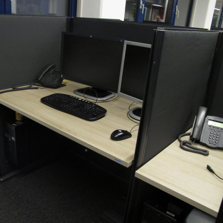 Ahrend Essa callcenter 120 x 80 cm met Steelcase scheidingswand Ahrend Essa callcenter 120 x 80 cm met Steelcase scheidingswand