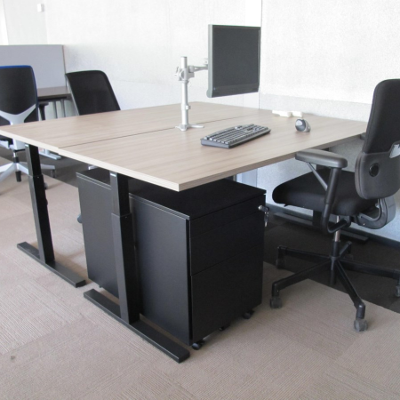 Madeko Office bureau 160 x 80 cm met licht zebrano bureaublad