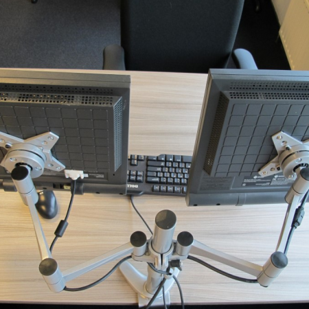 Newstar monitorarm dubbel nieuw Newstar monitorarm dubbel nieuw
