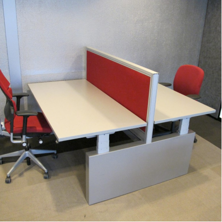 Kwadrant zit-sta bureau 160 x 80 cm Kwadrant zit-sta bureau 160 x 80 cm
