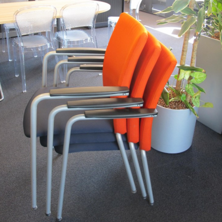 Comforto D 5586 vergaderstoel Comforto D 5586 vergaderstoel