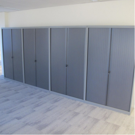 Drentea roldeurkast 195 cm hoog ombouw zilvergrijs Drentea roldeurkast 195 cm hoog ombouw zilvergrijs