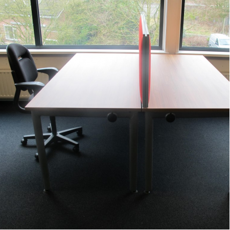 Ahrend 500 bureau 180 x 80 cm Ahrend 500 bureau 180 x 80 cm