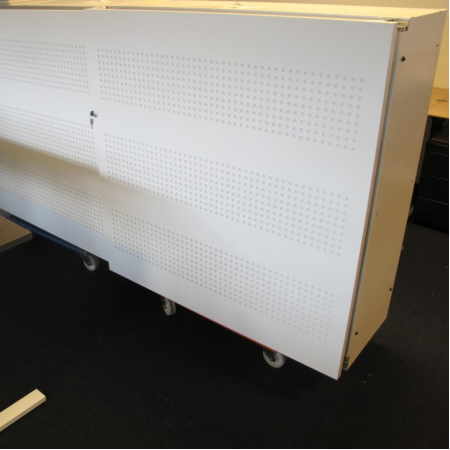 Robberechts akoestische schuifdeurkast 120 cm hoog Robberechts akoestische schuifdeurkast 120 cm hoog