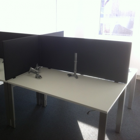 Vepa Take 4 slingerbureau 140 x 80 cm Vepa Take 4 slingerbureau 140 x 80 cm