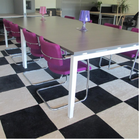 Kwadrant witte vergadertafel 160 x 160 cm Kwadrant witte vergadertafel 160 x 160 cm