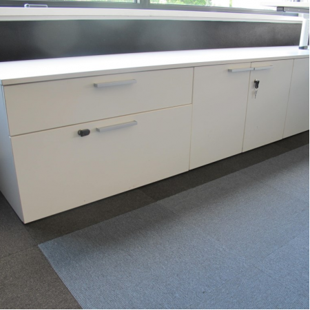 Vepa Step 3 directiebureau 220 x 100 cm Vepa Step 3 directiebureau 220 x 100 cm