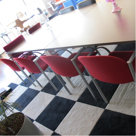 Exsta S033 vergaderstoel rood Exsta S033 vergaderstoel rood