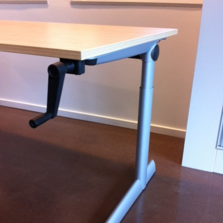 Ahrend 500 slingerbureau 180 x 80 cm Ahrend 500 slingerbureau 180 x 80 cm