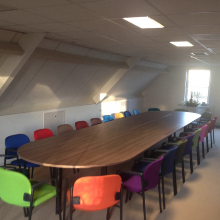 Ahrend 320 vergaderstoel Camira Advantage Ahrend 320 vergaderstoel Camira Advantage
