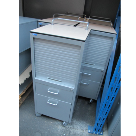 Voortman trolley 45 x 44 x 105 cm (bxdxh) Voortman trolley 45 x 44 x 105 cm (bxdxh)