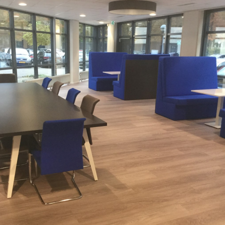 Kwadrant kantoor treinbank nieuw Kwadrant kantoor treinbank nieuw