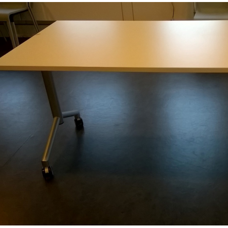 Kwadrant klaptafel nieuw Kwadrant klaptafel nieuw