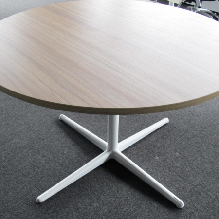 Ahrend Mehes ronde vergadertafel Ahrend Mehes ronde vergadertafel