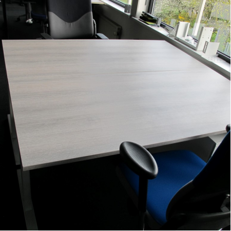 VD bureau hoogte instelbaar VD bureau hoogte instelbaar