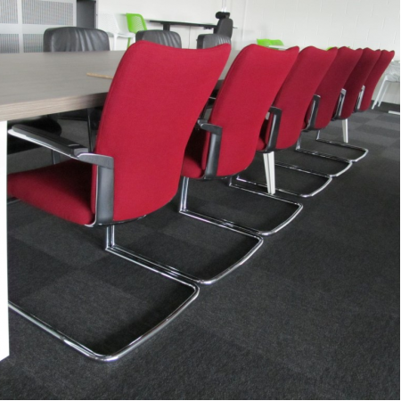Comforto sledestoel nieuw gestoffeerd Comforto sledestoel nieuw gestoffeerd