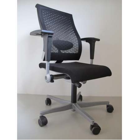 Ahrend 250 bureaustoel zwart netweave Ahrend 250 bureaustoel zwart netweave