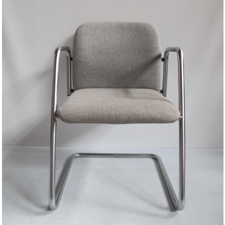 Designstoel rvs geborsteld frame Designstoel rvs geborsteld frame