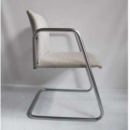 Designstoel rvs geborsteld frame Designstoel rvs geborsteld frame