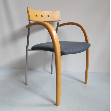Tonon vergaderstoel blauw Tonon vergaderstoel blauw