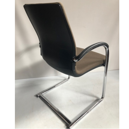 Ahrend 230 vergaderstoel Ahrend 230 vergaderstoel