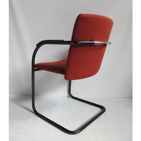 Lande Cole vergaderstoel terra cotta Lande Cole vergaderstoel terra cotta