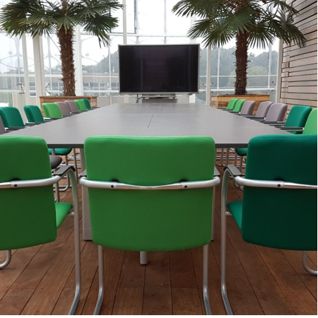 Lande Cole vergaderstoel nieuw gestoffeerd Lande Cole vergaderstoel nieuw gestoffeerd