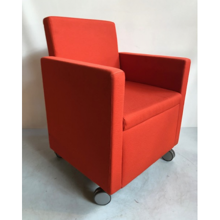Projectinrichter verrijdbare fauteuil Projectinrichter verrijdbare fauteuil
