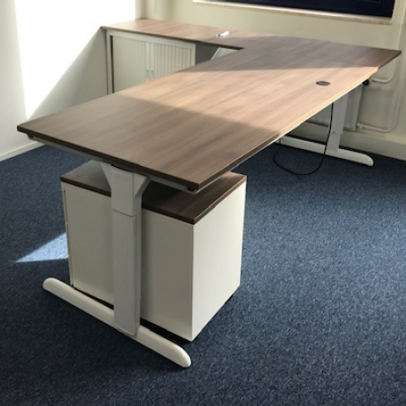Ahrend hoekbureau Ahrend hoekbureau