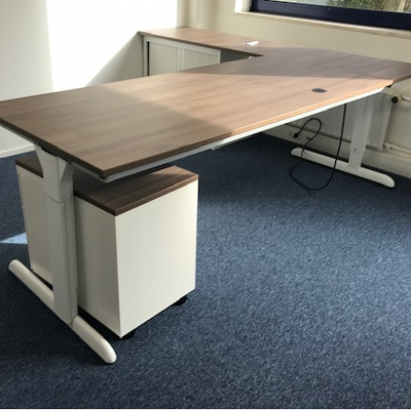Ahrend hoekbureau Ahrend hoekbureau