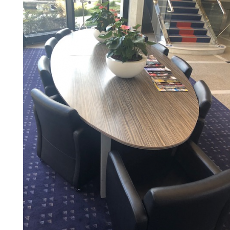 Kwadrant vergadertafel ellipsvormig, nieuw Kwadrant vergadertafel ellipsvormig, nieuw