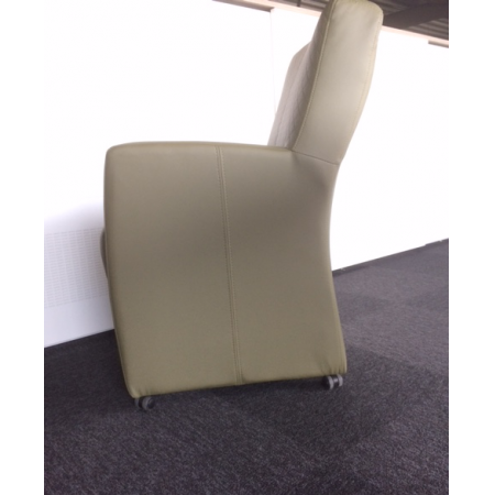 Kwadrant leren fauteuilnieuw, legergroen Kwadrant leren fauteuilnieuw, legergroen