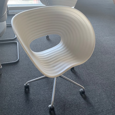 Vitra Tom Vac design stoel Vitra Tom Vac design stoel