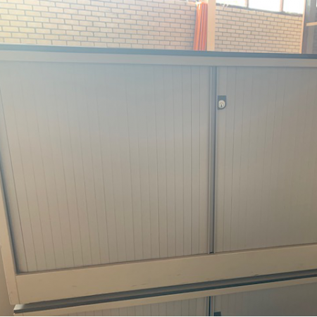 Ahrend roldeurkast 120 x 45 x 75 cm Ahrend roldeurkast 120 x 45 x 75 cm