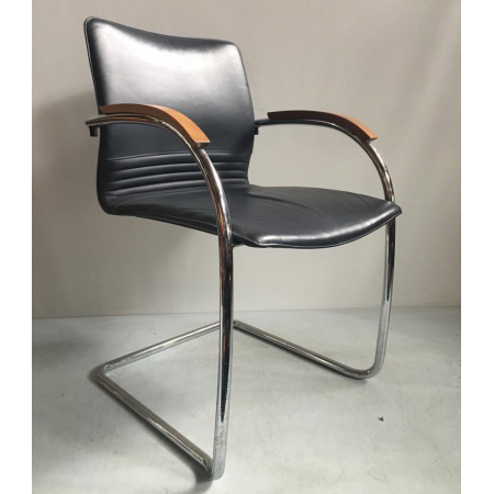 Thonet S79 sledestoel leder kleur zwart Thonet S79 sledestoel leder kleur zwart