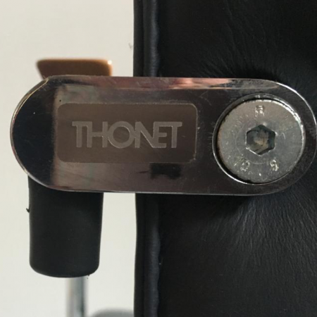 Thonet S79 sledestoel leder kleur zwart Thonet S79 sledestoel leder kleur zwart