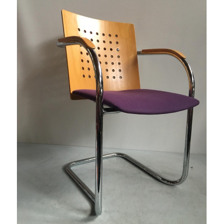 Lande sledestoel paars met licht hout Lande sledestoel paars met licht hout