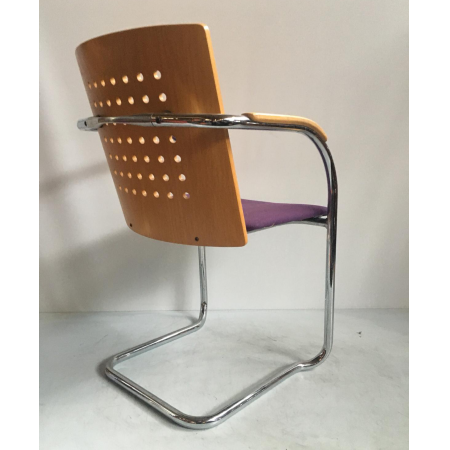 Lande sledestoel paars met licht hout Lande sledestoel paars met licht hout